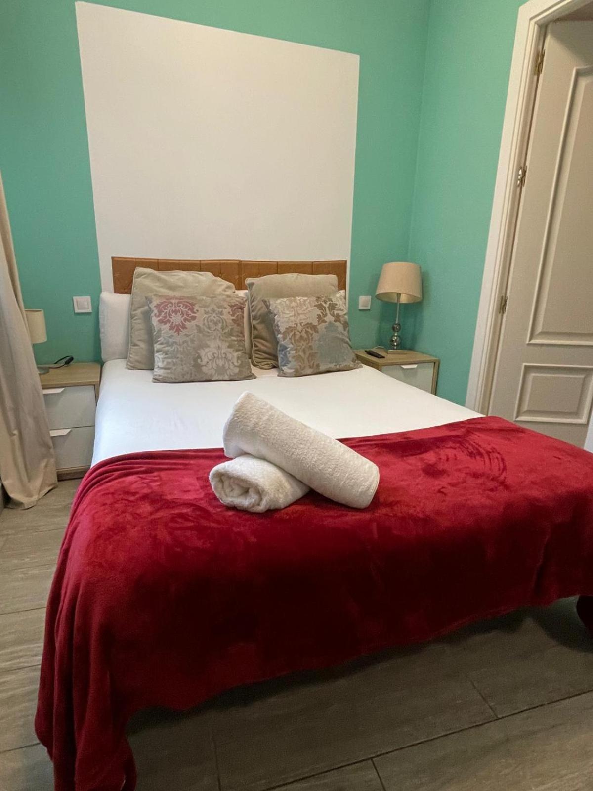 Apartment In The Center Of مدريد المظهر الخارجي الصورة